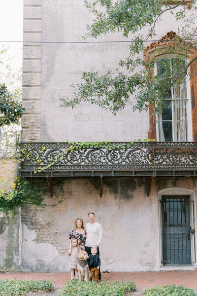 Savannah Family photographer madison photographs a family in downtown savannah