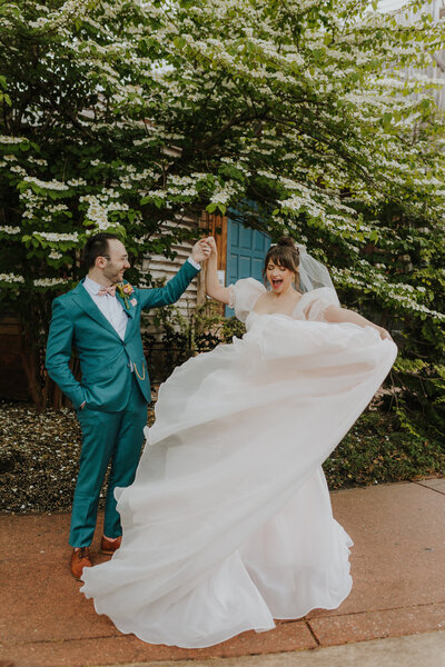 wedding photography in lancaster pa wedding photographer in lancaster pa new jersey new york traveling wedding photographer headshot emily avila photo
