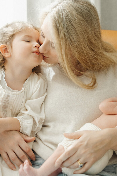 details of in home newborn and family photo session in Melbourne