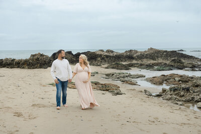 half moon bay maternity session