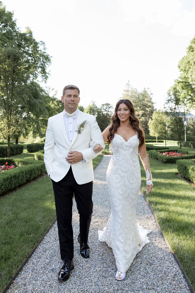 PriscillaandJohnWeddingPreviews_BrideandGroom-15