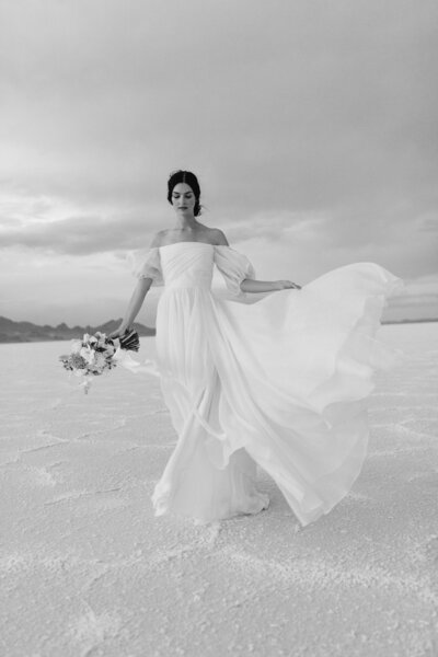 Utah-Salt-Flats-Pastel-Editorial-Bridal-Fashion-Lifestyle-Photographer-3