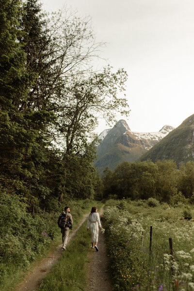 by-maizoni-elopement-nordic-2048-96