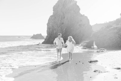 andrea-silva-photography-engagement-photos-malibu-california-los-angeles-beach-fine-art-photography-87
