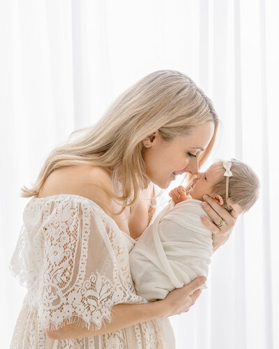 lacy dress maternity-1