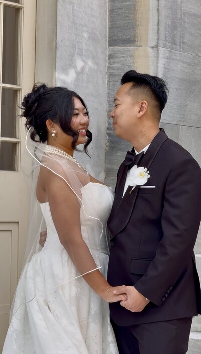 Philadelphia wedding at the merchant exchange penns