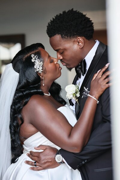 Luxury Detroit wedding photographer. Editorial, documentary wedding photographer. The War Memorial