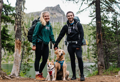 backpacking-with-family-dogs