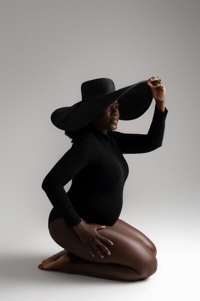 Champagne two-piece maternity fabric with soft draping
