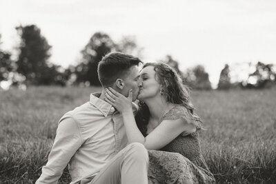 Michigan Wedding and Couples Photographer | Mariah Kasten