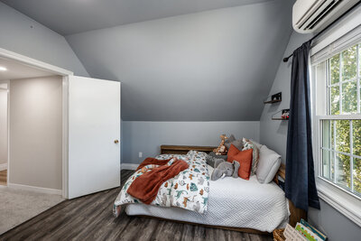 79 Townline bdrm 2 (3)