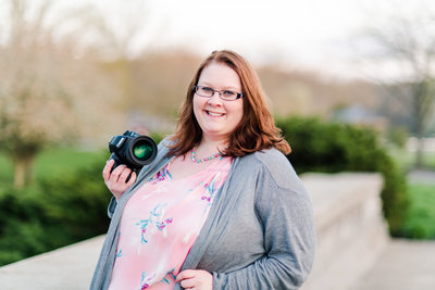 Nicole Hupp, wife photographer, with her Canon Mark IV.  Off the Film Photography creates a fun and stress free experience.  We are located in Cincinnati Ohio.