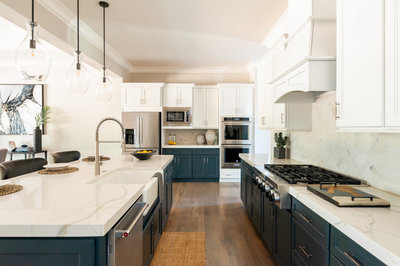 kitchen-modern-navy-onyxandalabaster