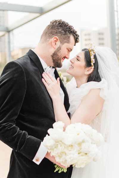 Wedding-Couple-on-wedding-day-in-Jacksonville