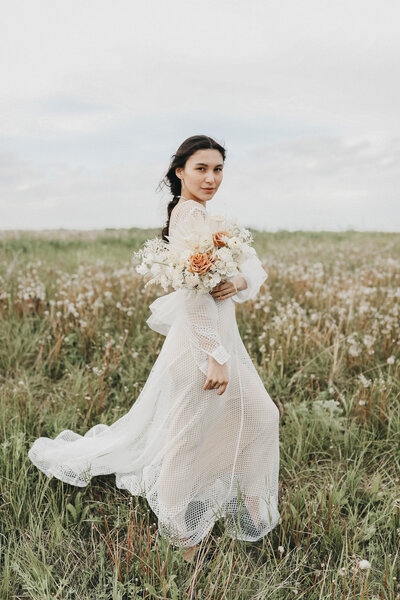 A beautiful ocean-inspired wedding editorial featured on the Brontë Bride Blog.