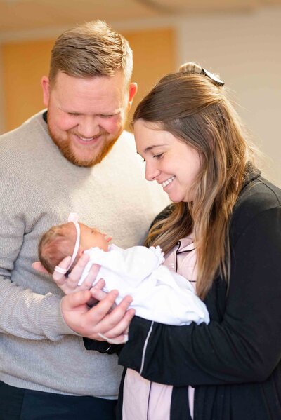 Henley-Newborn-Fresh 48-West Virginia-18