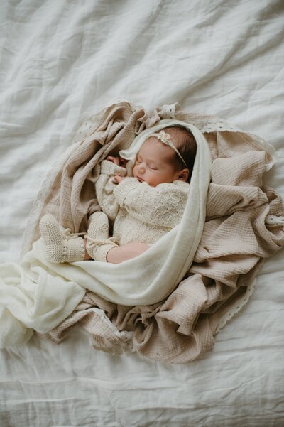 Anna_newborn_gastown_vancouver (48 of 91)_1