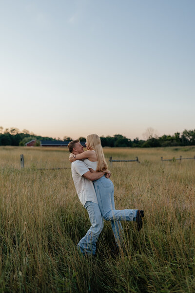 Sunrise-Country-Engagement-Session-Knox-Farms-3