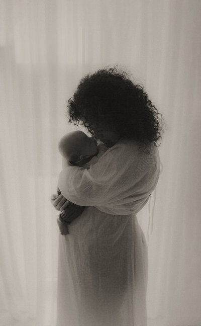 Newborn lifestyle fotografie Enkhuizen