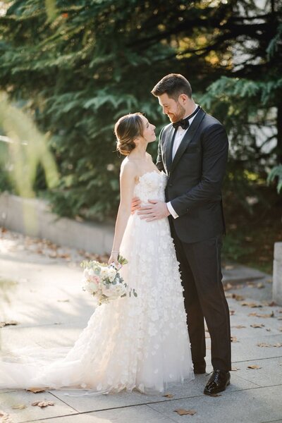 Carly-and-Gabe-Philadelphia-wedding-Barnes-Foundation8