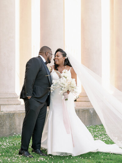San Francisco Fairmont wedding with modern romance.