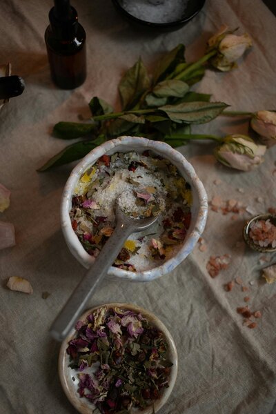 A Herbal healing bath blend of herbs for postpartum recovery.