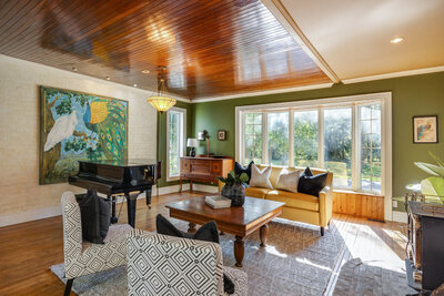 8680 Conc 4 family room (5)