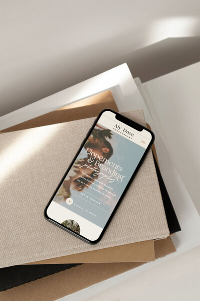 Website mockup showing showit theme customization with Palme Design Co