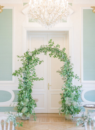 Floral_arch_Chateau_bouffemont
