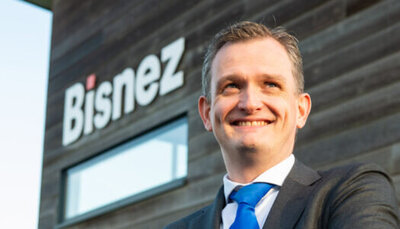 Portret van consultant bij Bisnez,