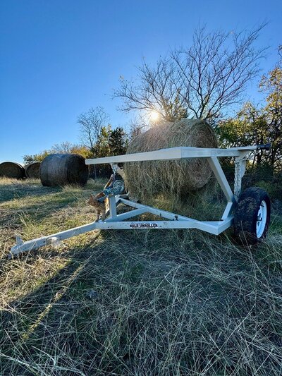 Distributor of Greg Judy Bale UnRoller near Dallas and Fort Worth