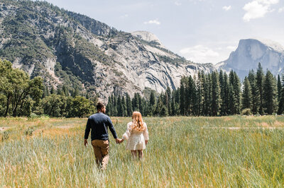 Yosemite engagement. Destination photographer. Indiana Wedding