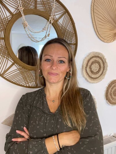 jennifer tuffigo soins esthétique Studio épilation définitive laser cryolipolyse hydrafaciale la rochelle centre ville vieux port 