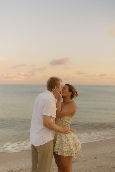 romantic tampa couples photographer, tampa beach photographer