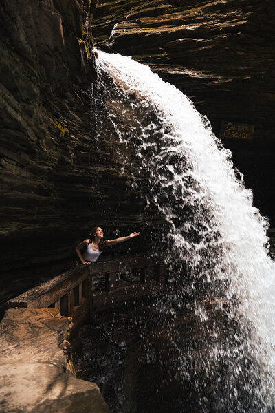 watkins-glen-elopement-photographer