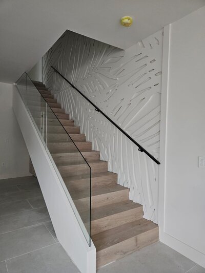 Top Quality Modern Aluminum Interior & Exterior Railings & Hand Rails. Rust Resistant & comes in silver, black, dark & light wood.