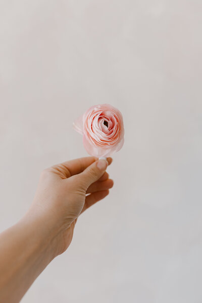 BoutonniereRomance14