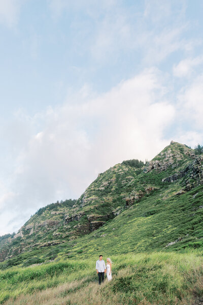 7hayley and Brandon Oahu engagement session-