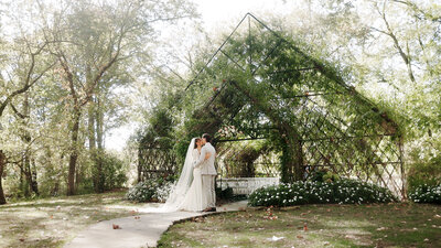 Emotional bride reading letter