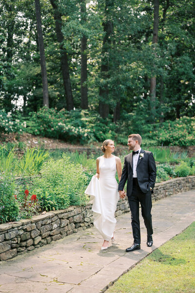 Wedding day captured at Birmingham Botanical Gardens