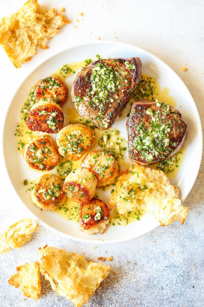 Garlic-Butter-Steak-and-ScallopsIMG_8147