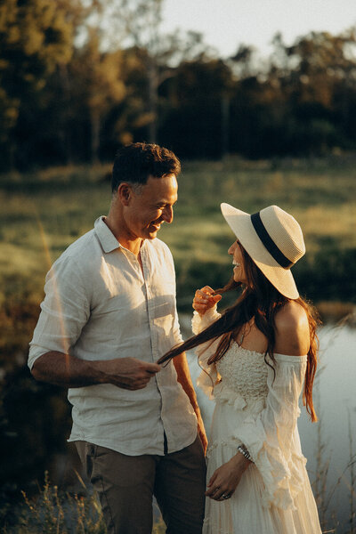 Sunshine Coast couples photographer captures romantic moment at the golden hour between husband and wife