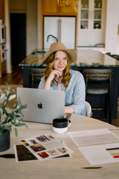 Gillian Sarah Showit Developer
