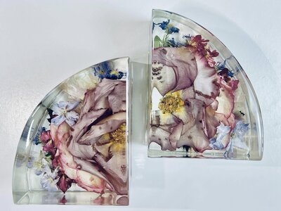clock, resin keepsake, floral, preservation, flower preservation, bouquet preservation, wedding flower keepsake, memorial keepsake, dried flower keepsake, memorial flower preservation, preserved flowers in resin, texas preservation, cremation keepsake, breastmilk keepsake