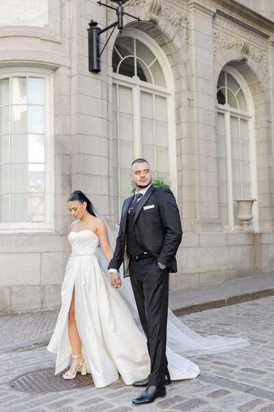 Montreal high end Wedding photographer | Quebec City Bride and groom wedding photos | Editorial wedding photographer | Montreal wedding photographer