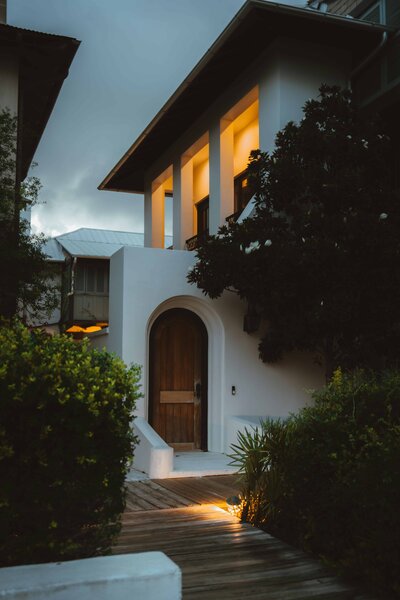 Architectural details in a global residence 