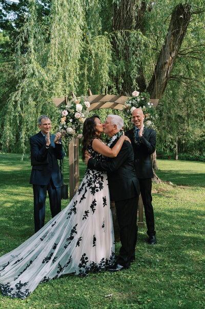 cool-stylish-bride-wedding