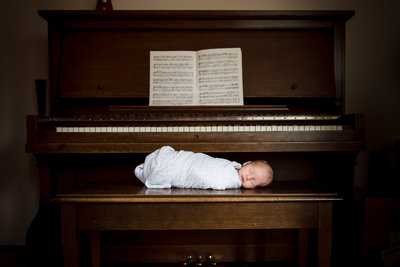 Edmonton Newborn Photographer -29