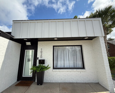 Asheville Photographer opens second location in Charleston, SC.