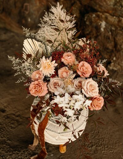 jaime-ta-creative-beach-wedding-bohomeian-flowers-emilyvandehey